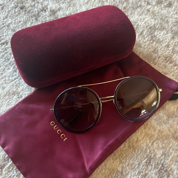 Gucci Sunglasses - Picture 1 of 7